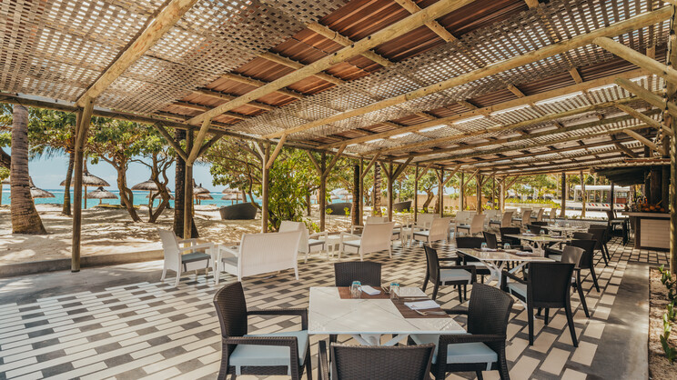 Crystals Beach Resort Belle Mare